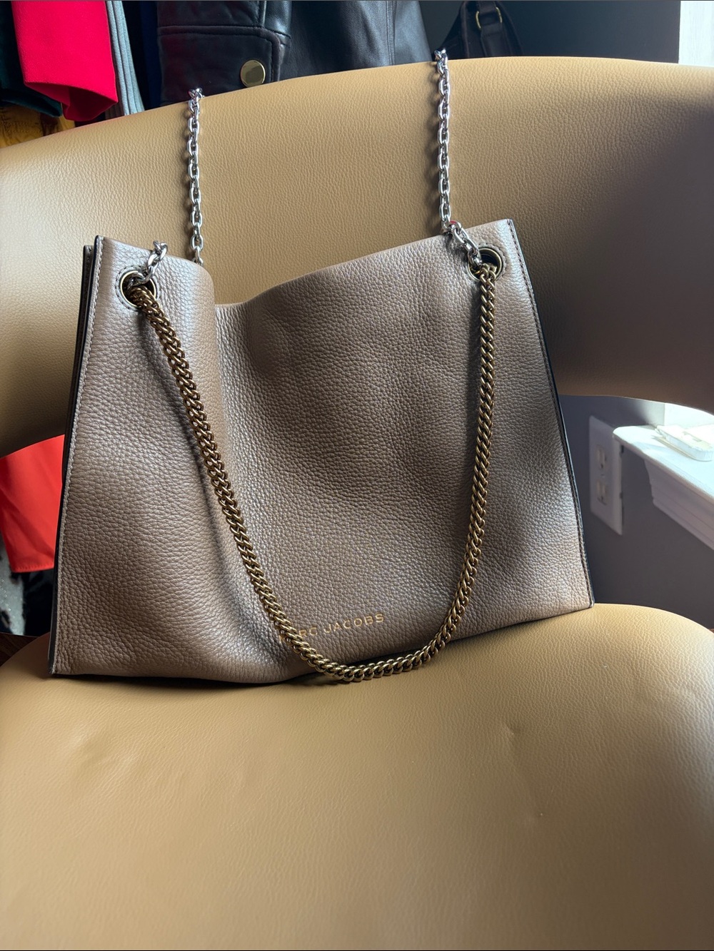 ❤️ Excellent condition Marc Jacobs double chain linked purse - Picture 6 of 6
